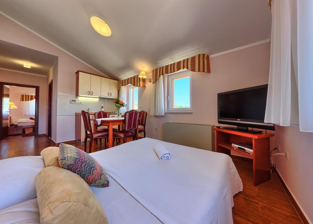 Hotel Trogir Dış mekan fotoğraf