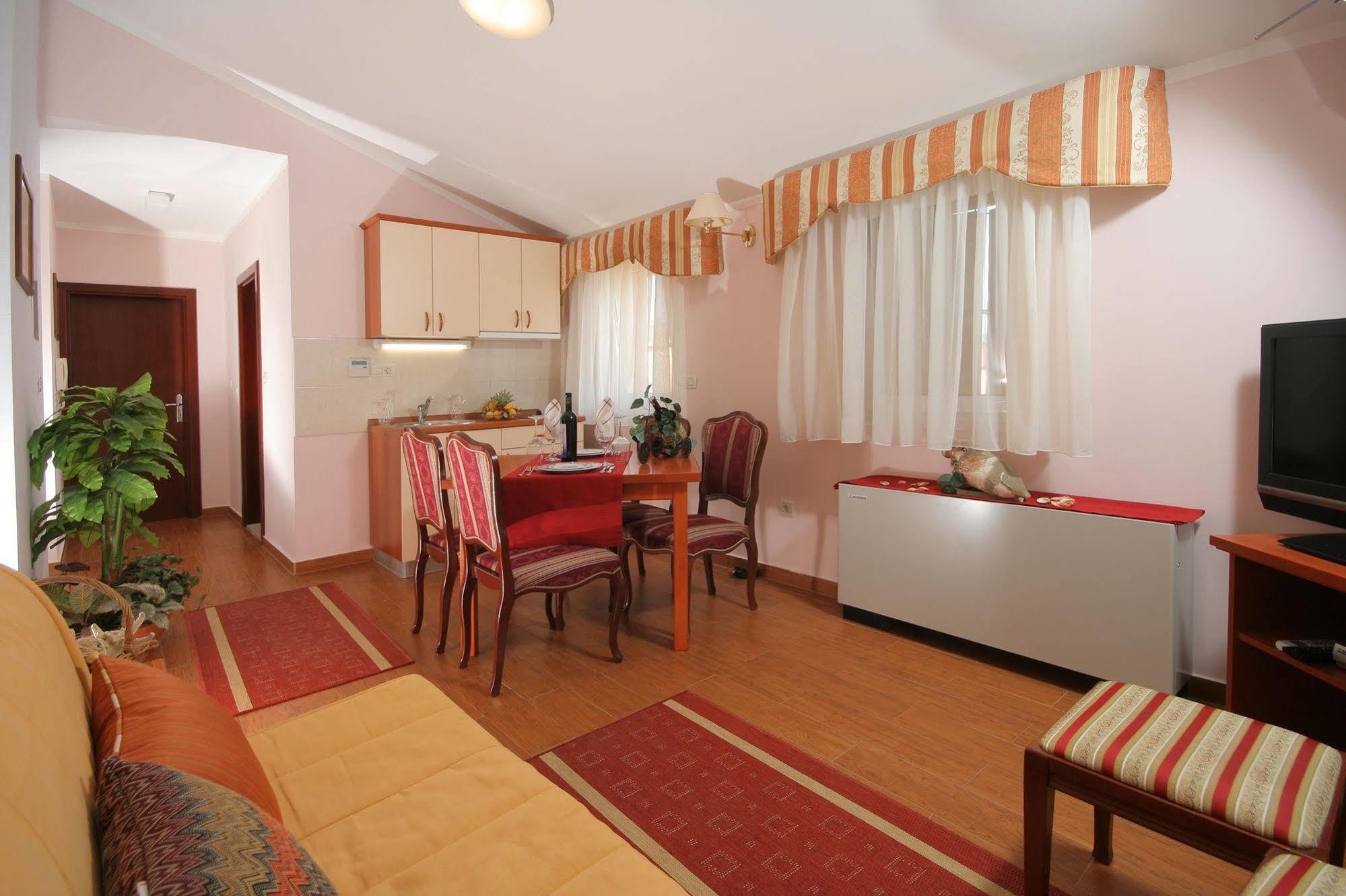 Hotel Trogir Dış mekan fotoğraf
